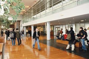 Hall de l'&eacute;cole Audencia